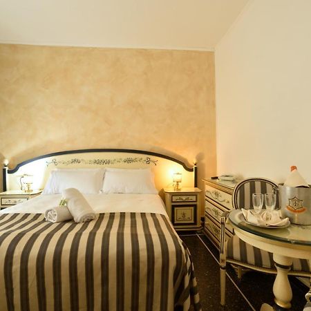 Hotel Morchio Mhotelsgroup Diano Marina Eksteriør bilde