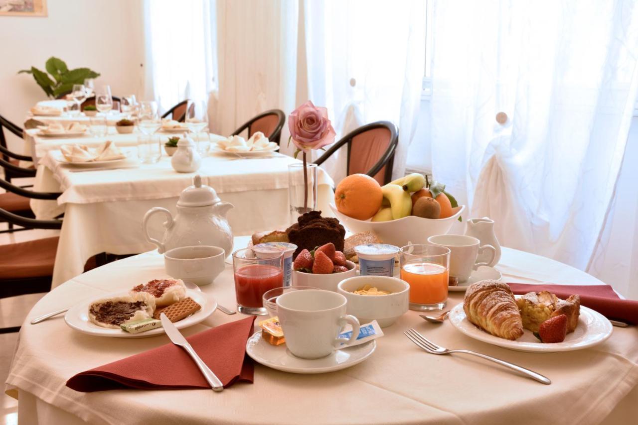 Hotel Morchio Mhotelsgroup Diano Marina Eksteriør bilde