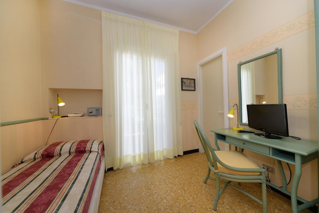 Hotel Morchio Mhotelsgroup Diano Marina Eksteriør bilde